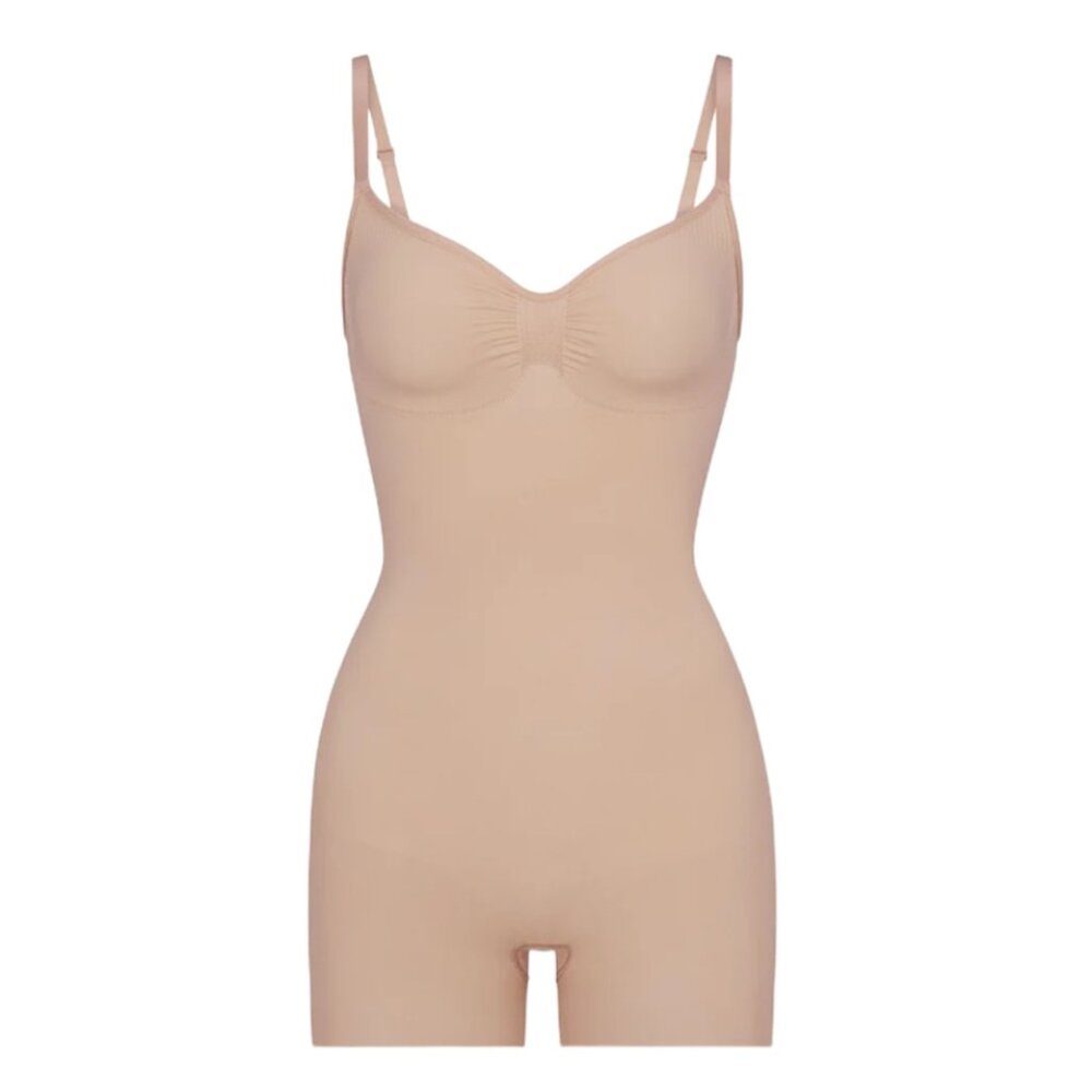 SKIMS Seamless Sculpt Bodysuit (NWOT)